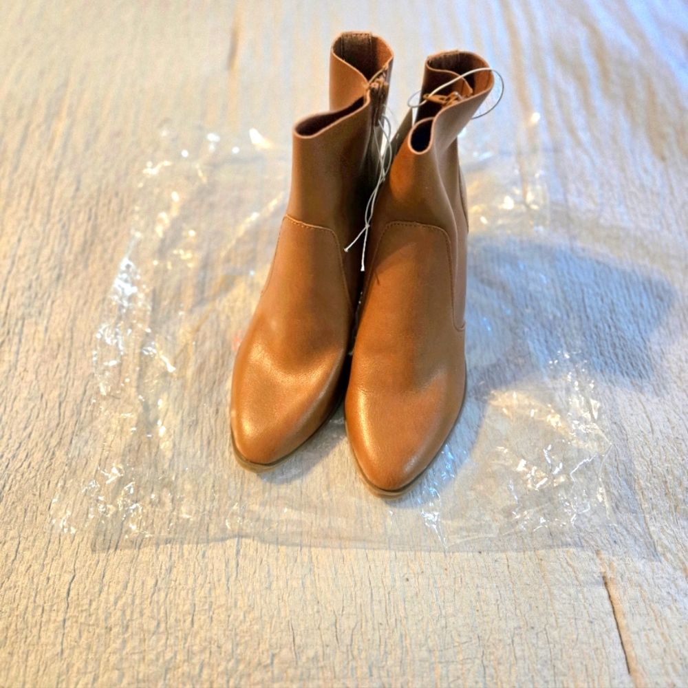 Brown ankle boots / booties